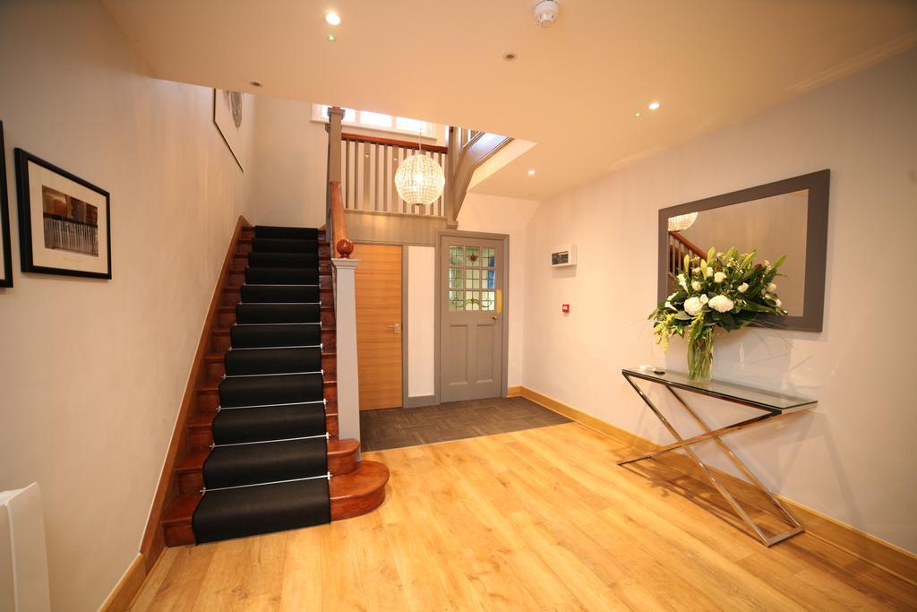 Homefromholme Alban House St Albans ภายนอก รูปภาพ